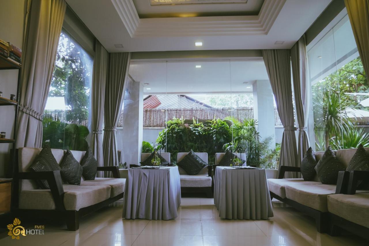 โรงแรมไฟฟ์ เอส กำปอต ภายนอก รูปภาพ